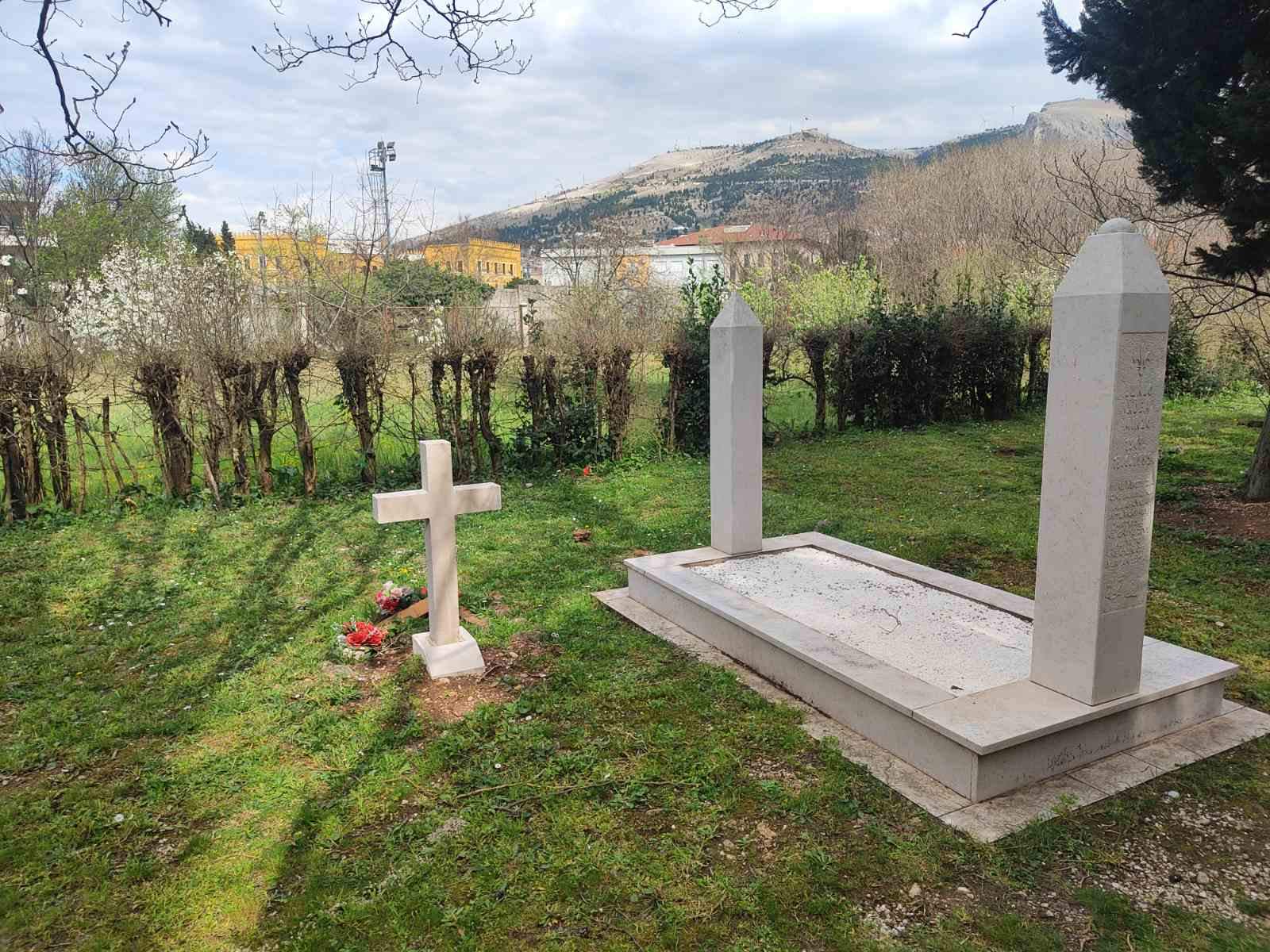 viber_slika_2026-03-21_19-01-44-409.jpg - Bez najave i obrazloženja: Betonski križevi u haremu Kantarevac otvorili brojna pitanja