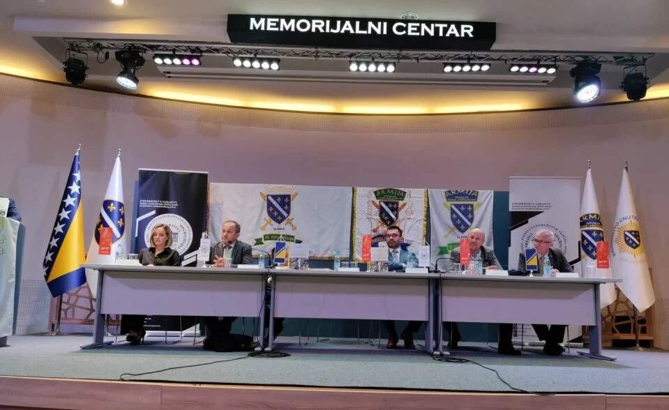 jajce-online_6726867.jpg - Na Kovačima promovisna knjiga o 305/705. slavnoj brdskoj brigadi Armije RBiH