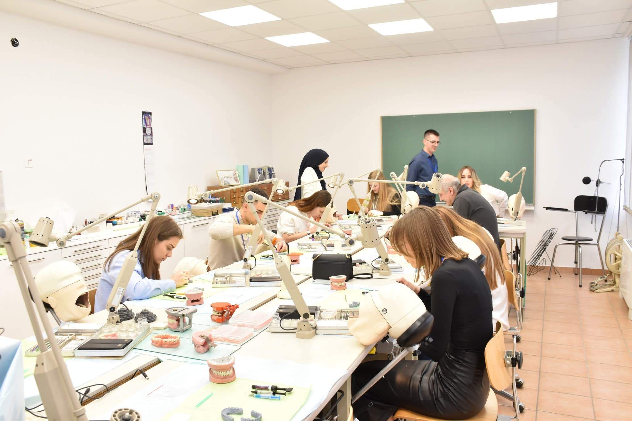 1000040645.jpg - Medicina se ne upisuje bez ideala: Razgovor s Harunom Spahićem o studiju, etici i pozivu