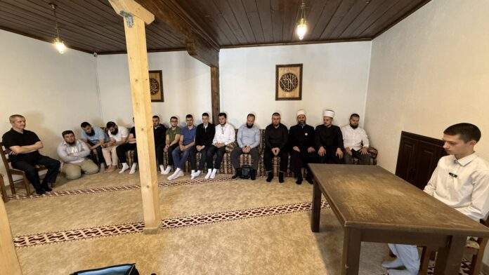 IMG_8778-696x392.jpeg - Jo&scaron; jedan čuvar Kur&rsquo;ana: Ferid Mehović uspje&scaron;no zavr&scaron;io hifz