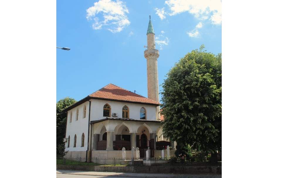 Djevojačka džamija u Tuzli, foto: Šefko Sulejmanović i Emir Šečić