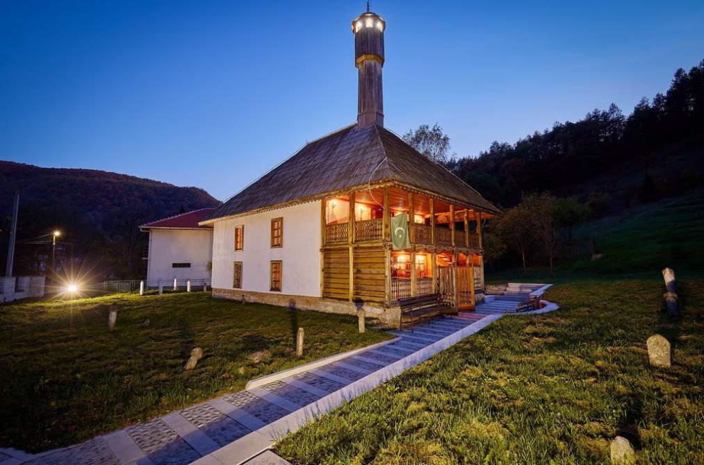 Fatihova džamija u Kraljevoj Sutjesci, Foto: Iskustvo Bosne