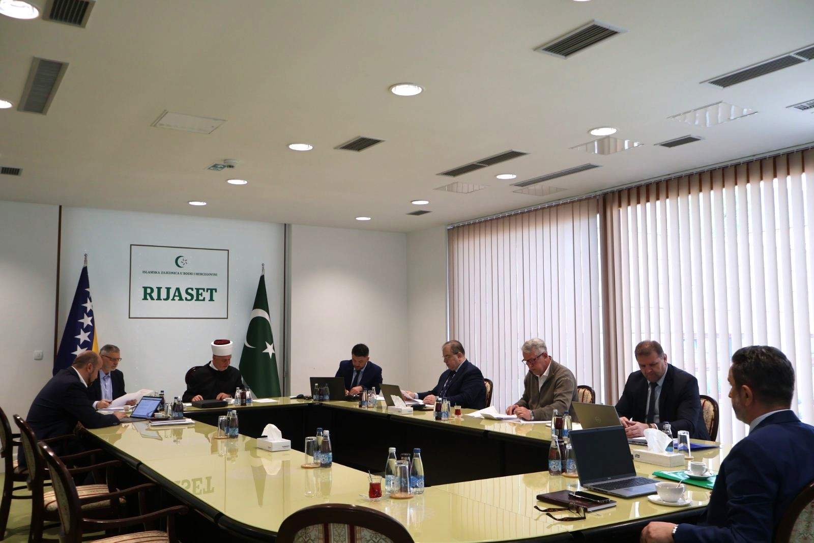 01.jpg - Održana 57. redovna sjednica Rijaseta Islamske zajednice u BiH