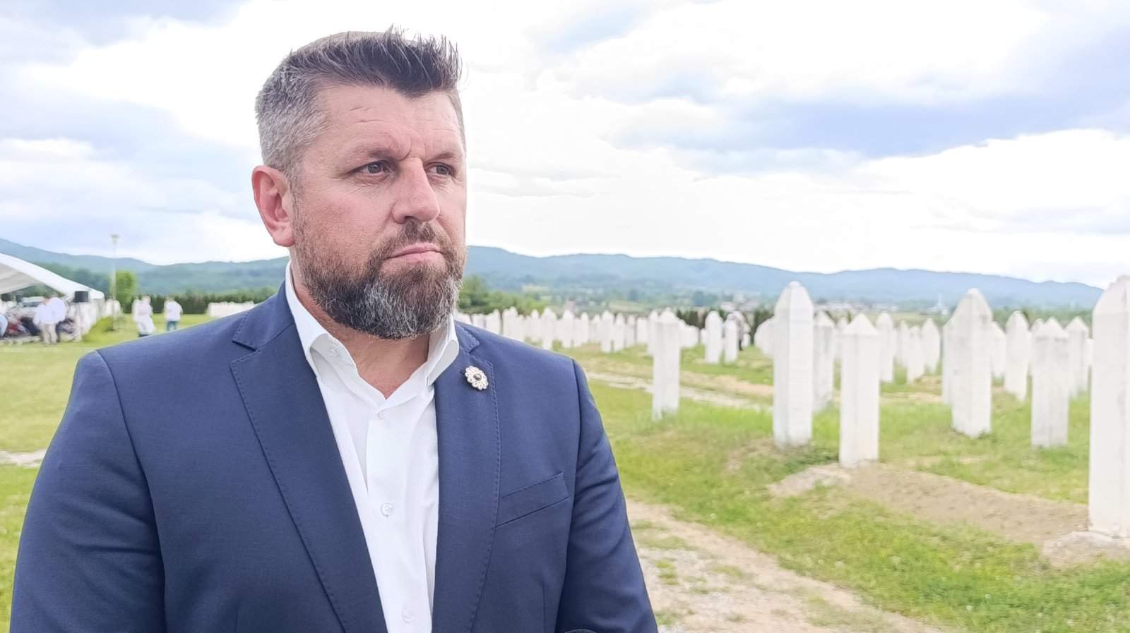 camil.jpg - Klanjana kolektivna dženaza za žrtve ratnih zločina u Zvorniku