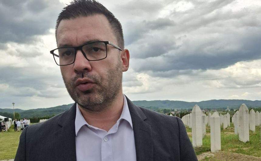 muamer-dzananovic.jpg - Klanjana kolektivna dženaza za žrtve ratnih zločina u Zvorniku