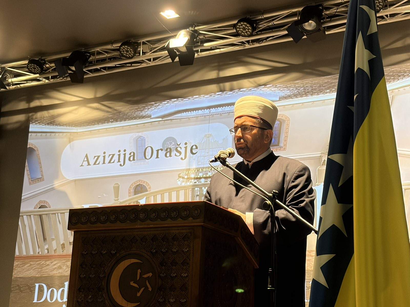 Mensur.jpg - Ora&scaron;je