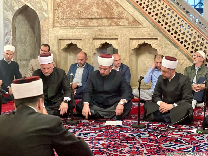 Centralni program povodom obilježavanja Nove 1448. hidžretske godine u Gazi Husrev-begovoj džamiji (8)