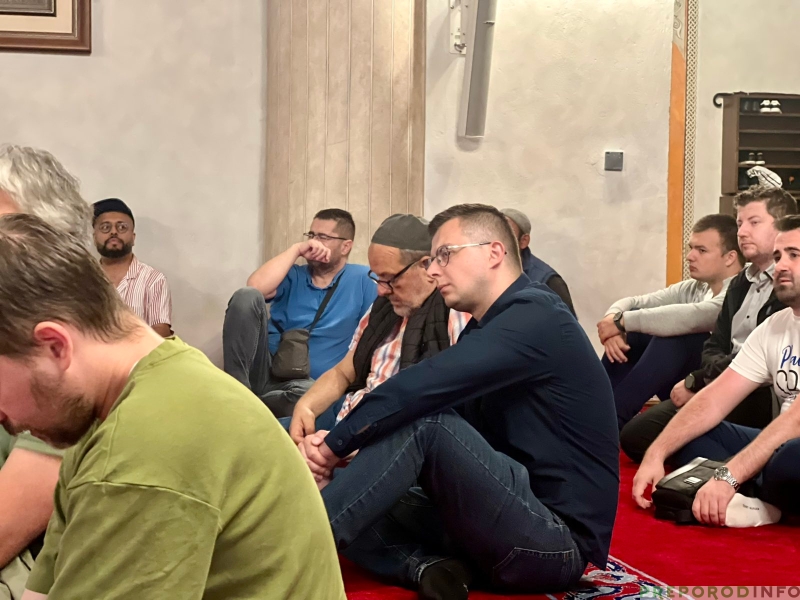Centralni program povodom obilježavanja Nove 1448. hidžretske godine u Gazi Husrev-begovoj džamiji (25)