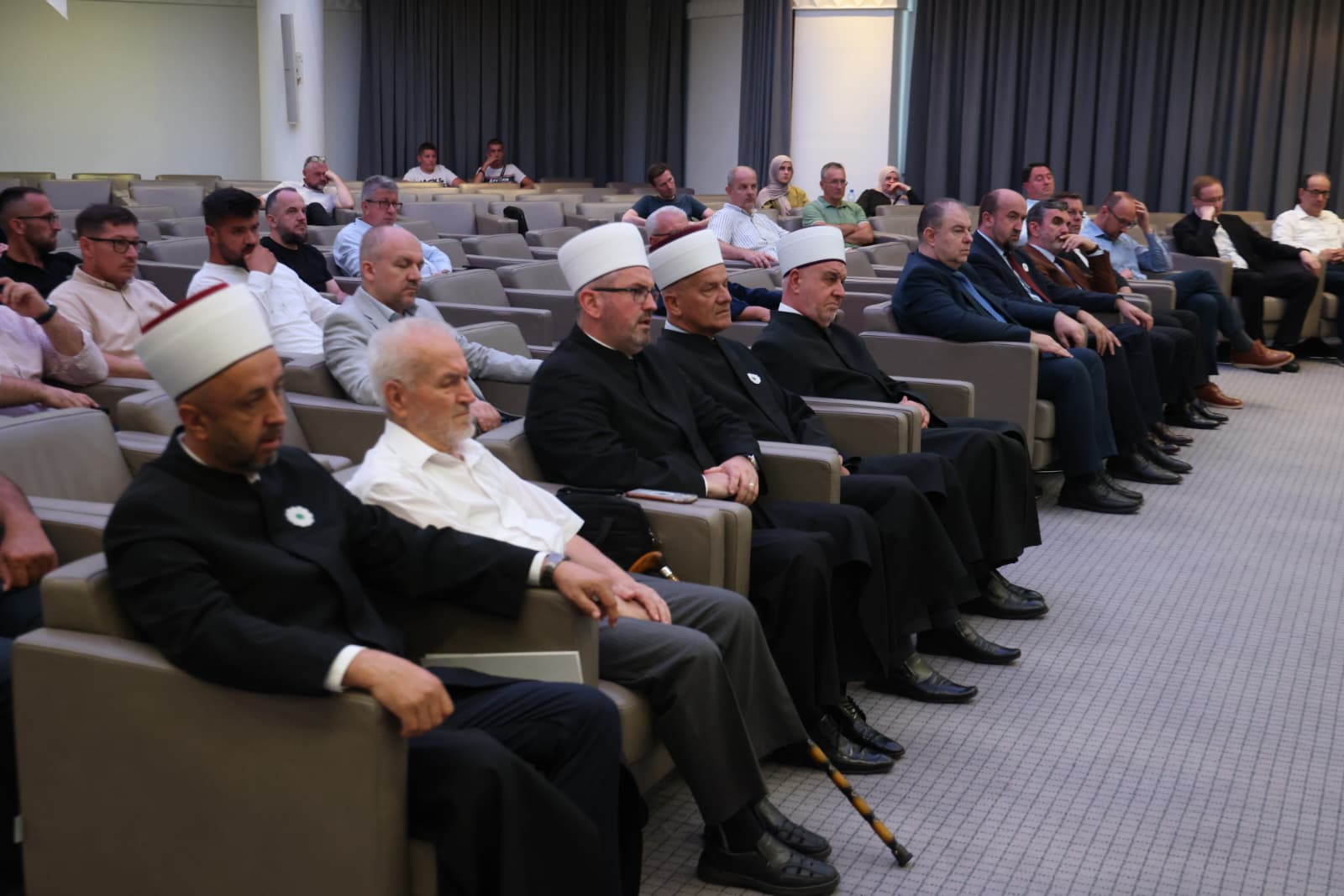 Tezkiretnama - 80 godina od rođenja muftije Ibrahim-ef. Halilovića