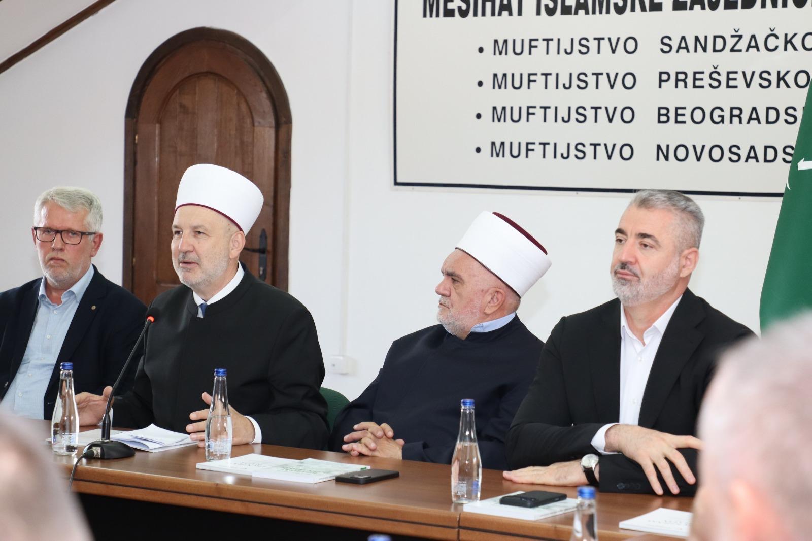 Proširena sjednica Mešihata Islamske zajednice u Srbiji 09.09.20206 13