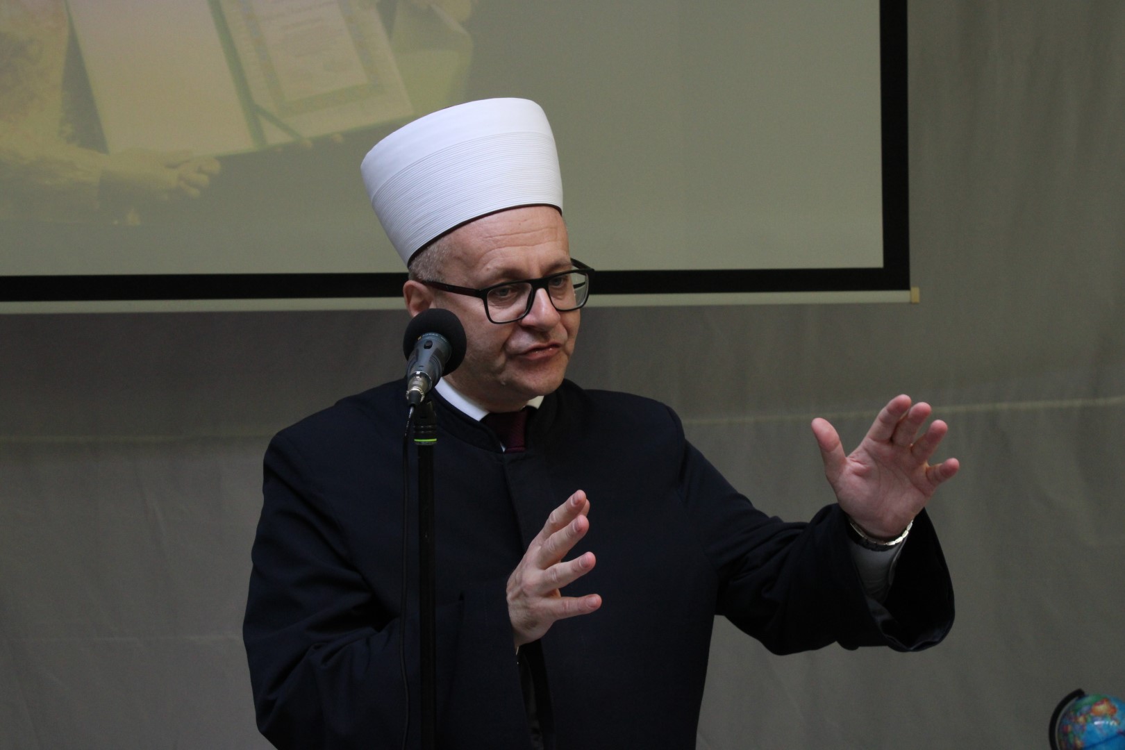 Muftija mostarski dr. Salem-ef. Dedović (1)