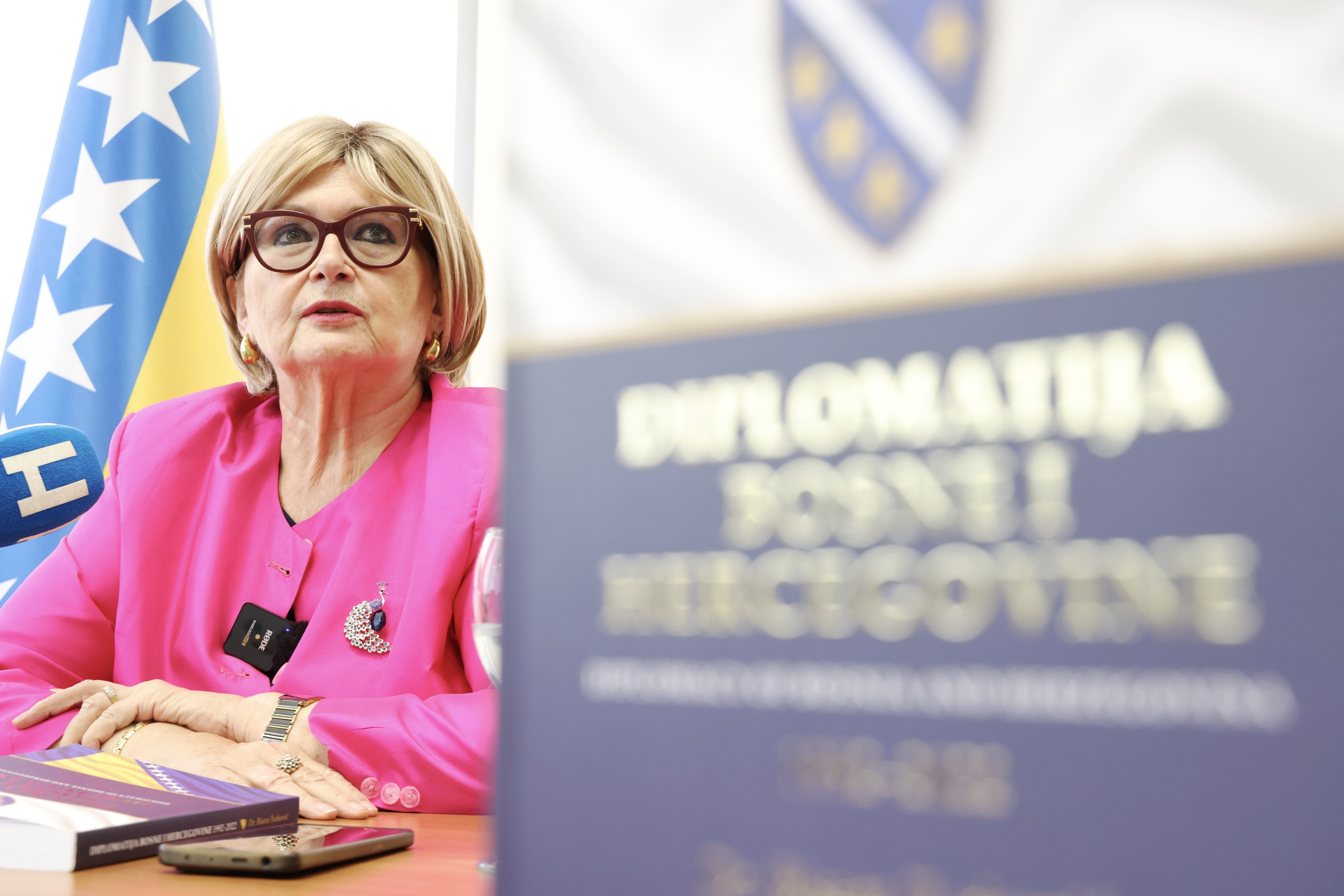 Turković: Doprinos razumijevanju doplomatskih odnosa Turković: Doprinos razumijevanju doplomatskih odnosa