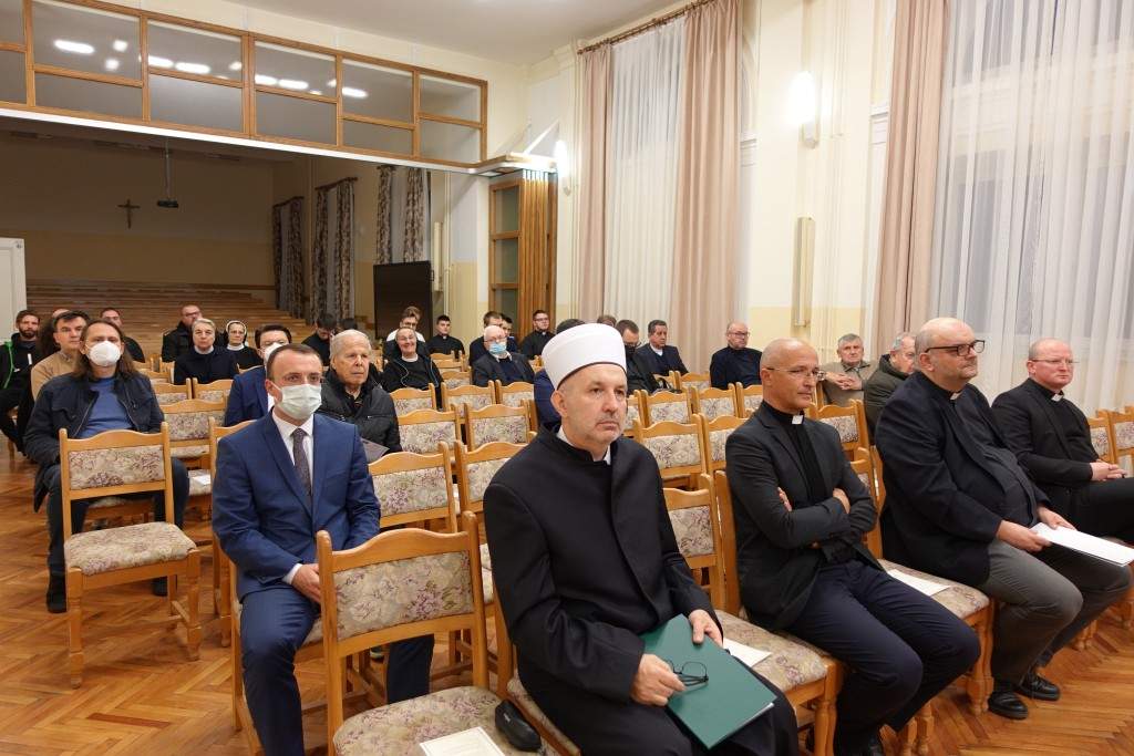 17-27-10-0004.jpg - Učešće muftije Grabusa na Međunarodnom simpoziju o raznim aspektima enciklike Fratelli tutti