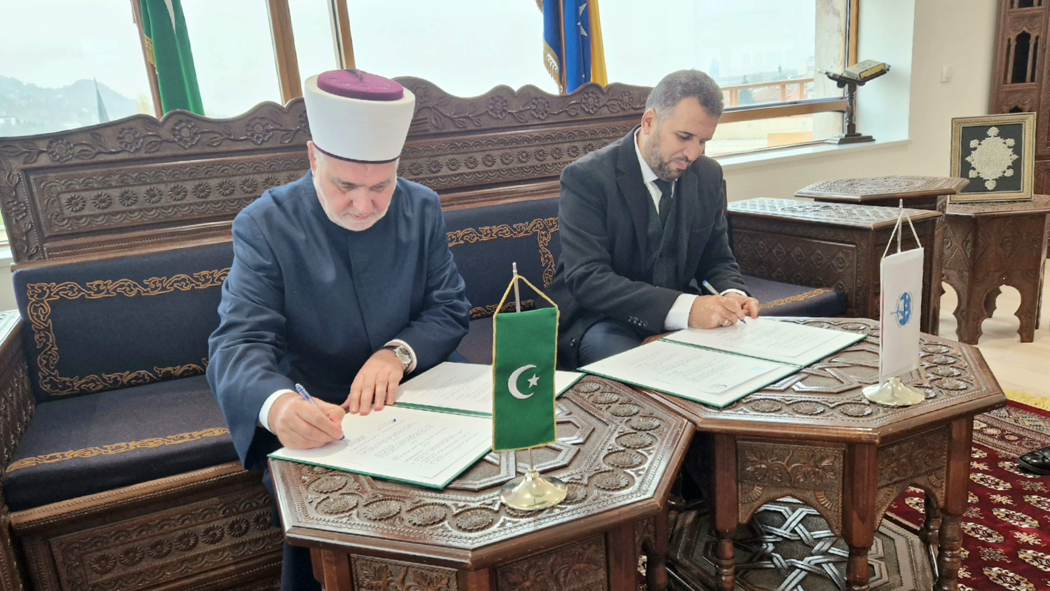 20221107_102036.jpg - Reisul-ulemu posjetila delegacija Svjetske islamske asocijacije za da