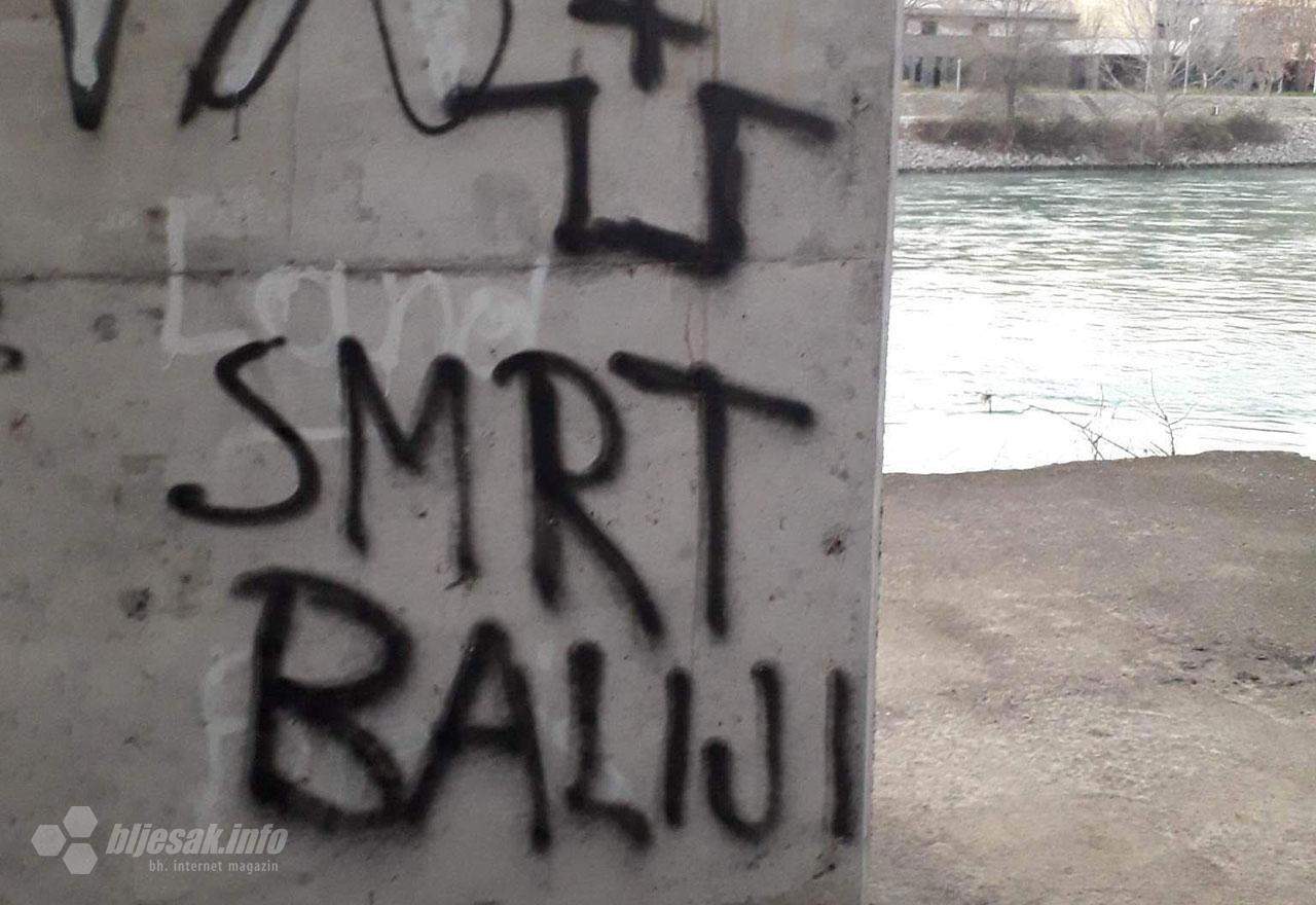 capljina-grafiti1.jpg - U Čapljini osvanuli zastrašujući i uvredljivi grafiti