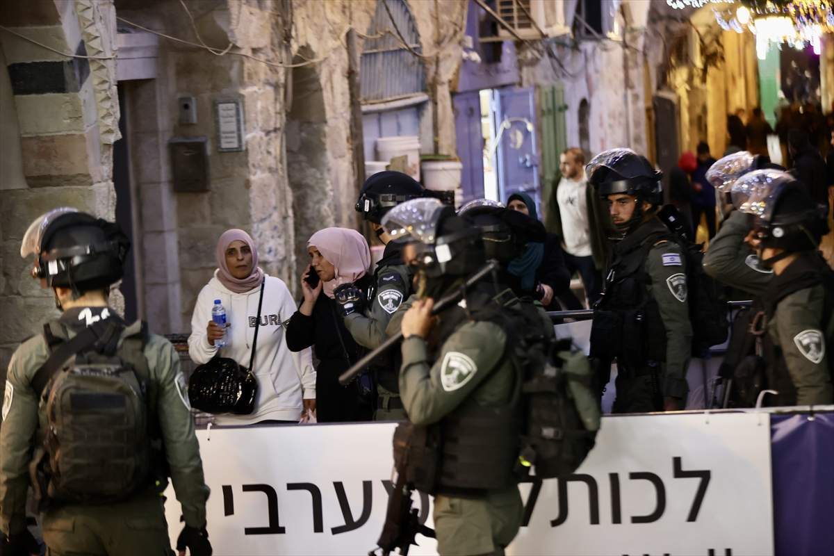 Okupacijska blokada, Jerusalem - Izraelska policija ponovo intervenisala tokom sabah-namaza u Al-Aksi