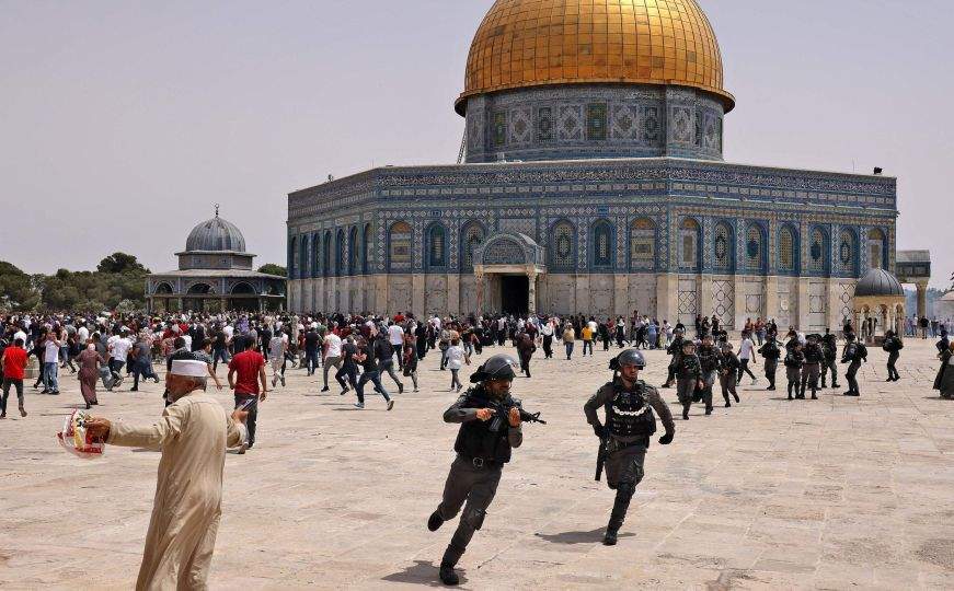 al-ak.jpg - Islamska zajednica osudila napad na džamiju El-Aksa