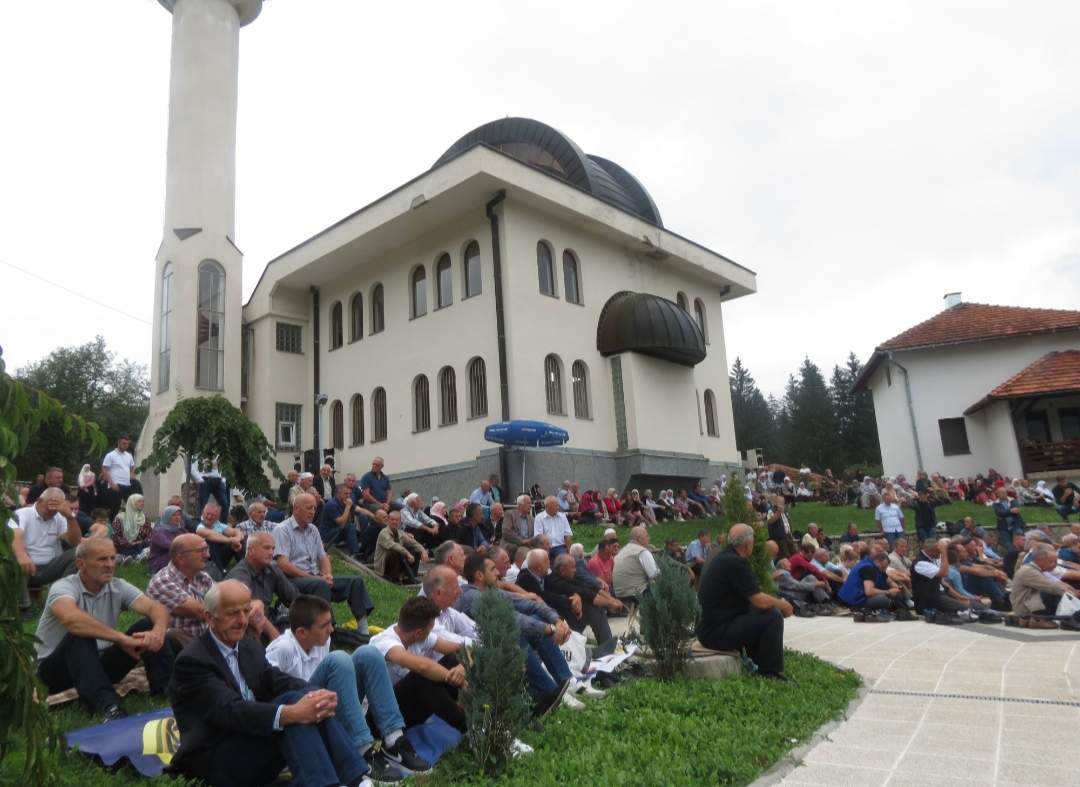 Solun.jpg - Olovo: Tradicionalna Šehidska dova u Solunu 20. augusta