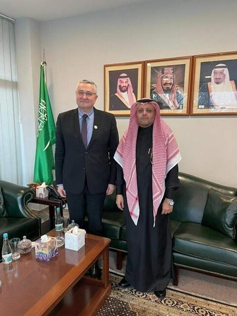 76640a38-f76c-4c1a-9189-61ea247e1fce-1.jpeg - Muftija Hasanović posjetio ambasadora Saudijske Arabije: Saradnja na zavidnoj razini 