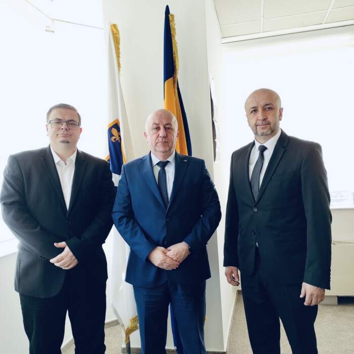 IMG-a7405f7ac47794a1c4f5c3aff68e9180-V.jpg - Posjeta predsjednika Udruženja ilmijje ministru Lokmiću: Uspješna saradnja